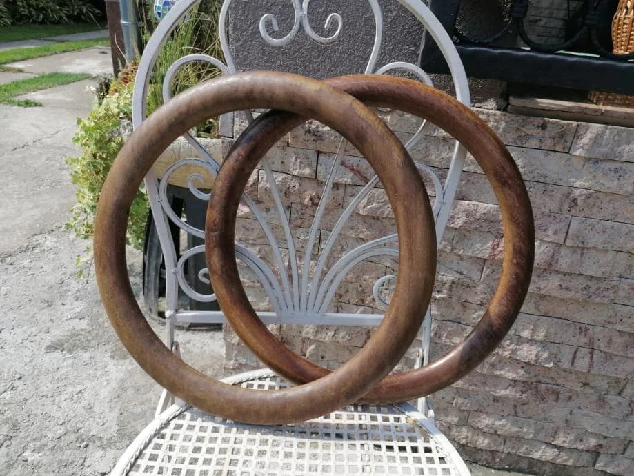Okrugli antikni drveni okviri za slike – promjer 36 cm